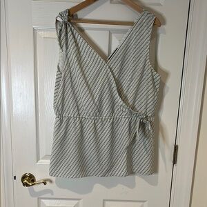 Banana Republic Green and White Wrap Tie Front Tank Top